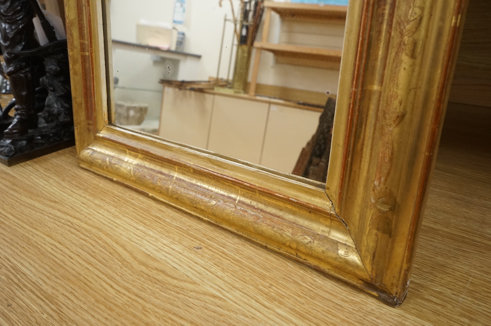 A Louis Philippe giltwood wall mirror, 54 x 42cm